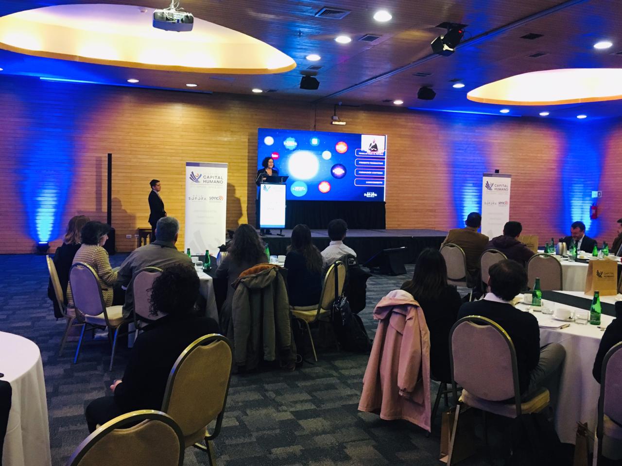Reflexión y diálogo en Seminario DCH en Puerto Varas