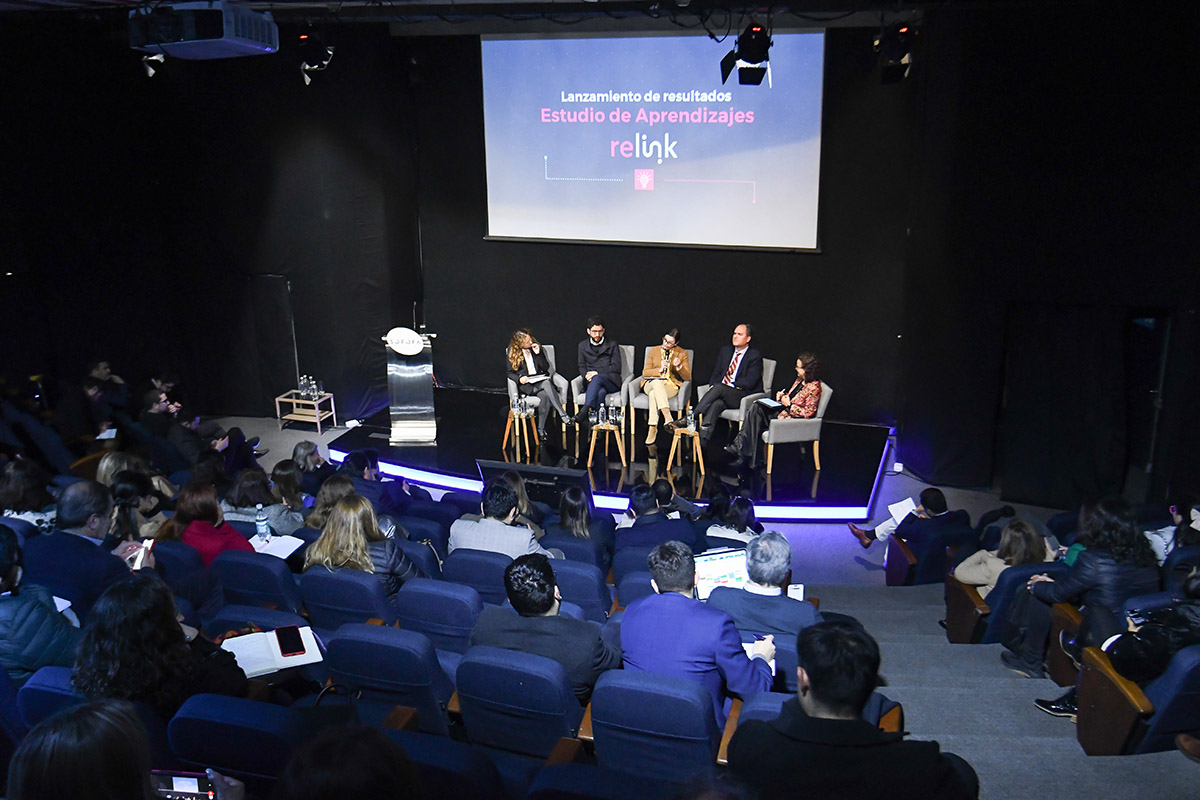 Presentamos Aprendizajes Relink: tecnología chilena  para la reconversión laboral de trabajadores